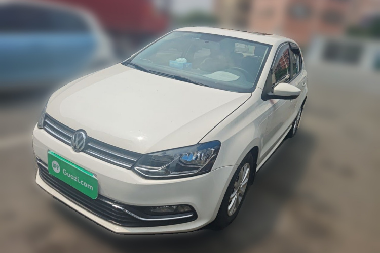 Volkswagen Polo 2018 car image #2