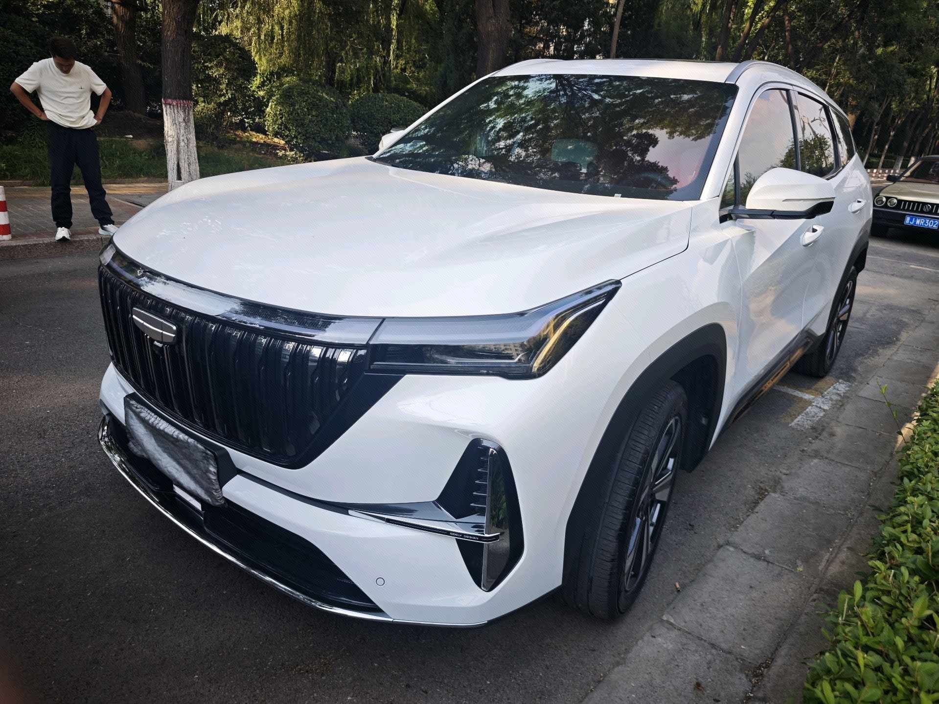 GEELY Boyue L 2025 car image 