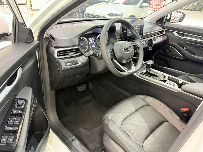 GEELY Emgrand 2023 car image #4