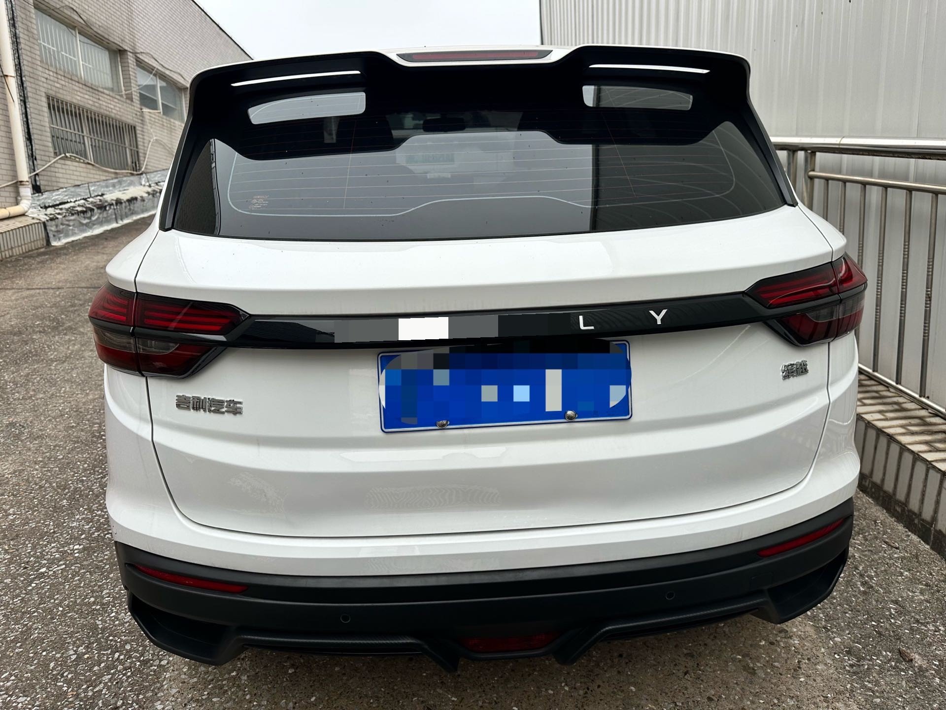 GEELY Coolray 2025 #7 GEELY Coolray 2025 immagine di auto #7