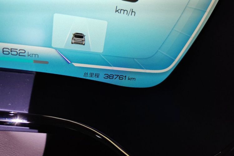 BYD Han 2022 car image #10