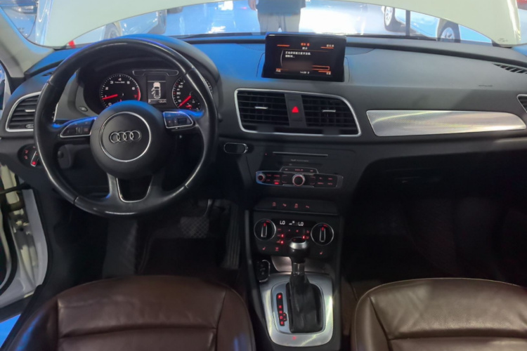 Audi Q3 2017 #10 Audi Q3 2017 car image #10