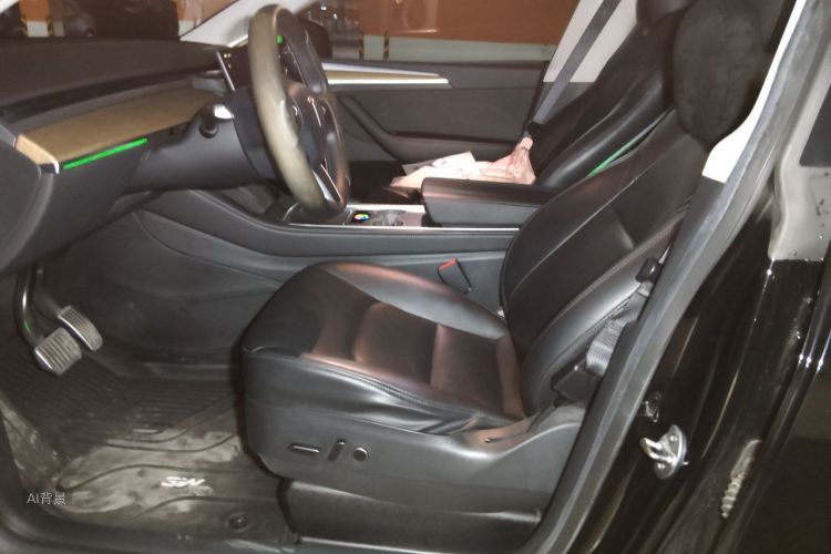 Tesla Model Y 2022 car image #17