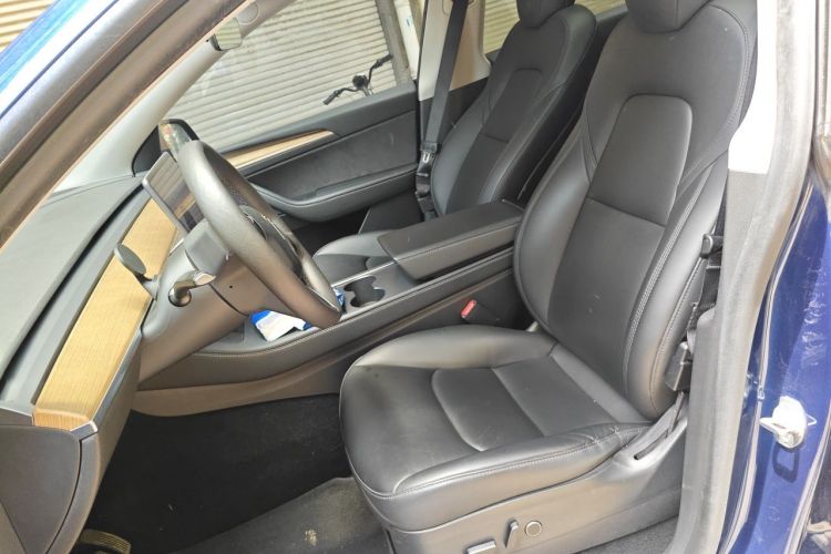 Tesla Model Y 2021 #15 Tesla Model Y 2021 car image #15