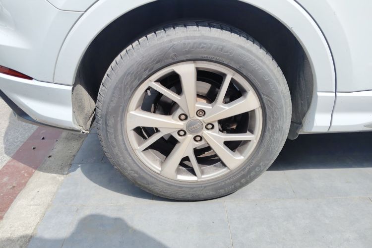 Audi Q3 2020 image de voiture #10