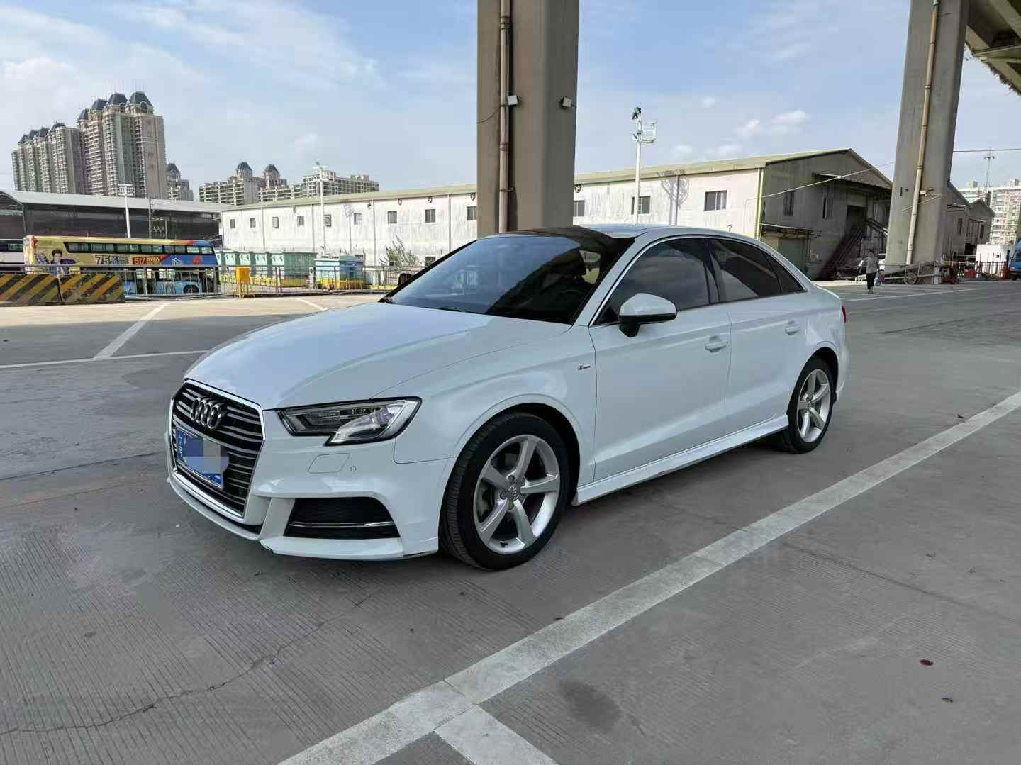Audi A3 2018 car image 