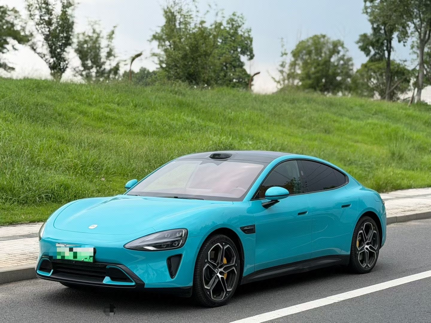 MI SU7 2025 car image 