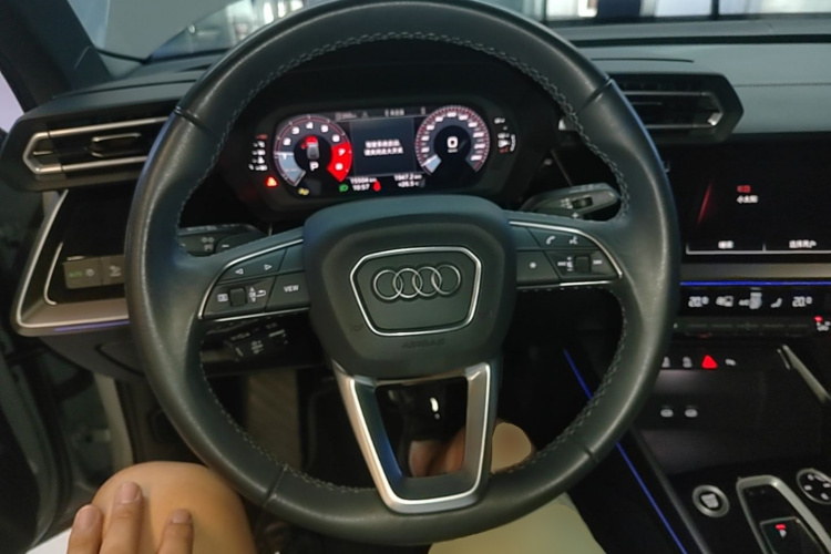 Audi A3 2025 car image #16