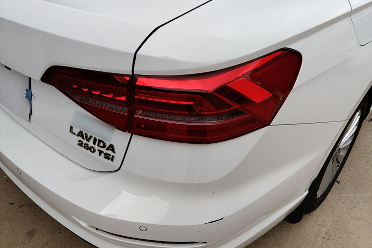 Volkswagen Lavida 2019 car image #8