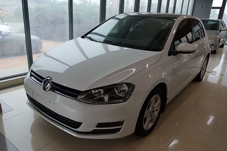 Volkswagen Golf 2015 car image #2