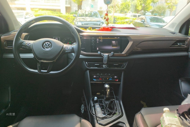 Volkswagen Tharu 2022 imagen de coche #11