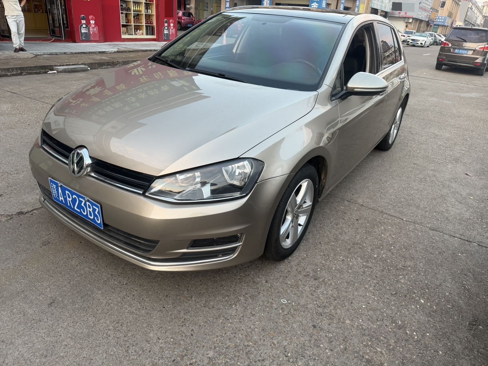 Volkswagen Golf 2015 Volkswagen Golf 2015 car image