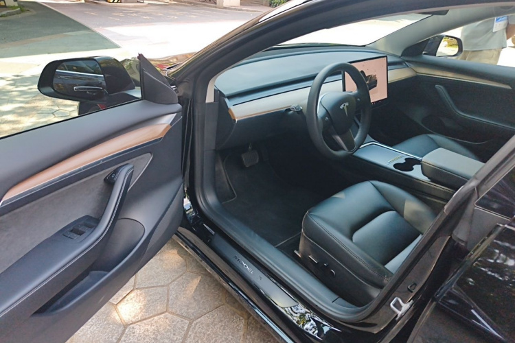 Tesla Model 3 2023 #9 Tesla Model 3 2023 car image #9