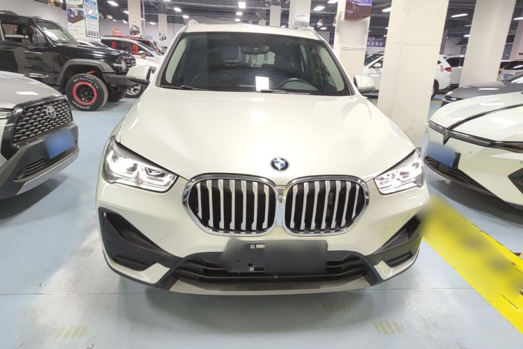 BMW X1 2020 car image #3