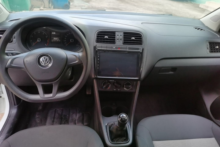 Volkswagen Polo 2017 #10 Volkswagen Polo 2017 car image #10