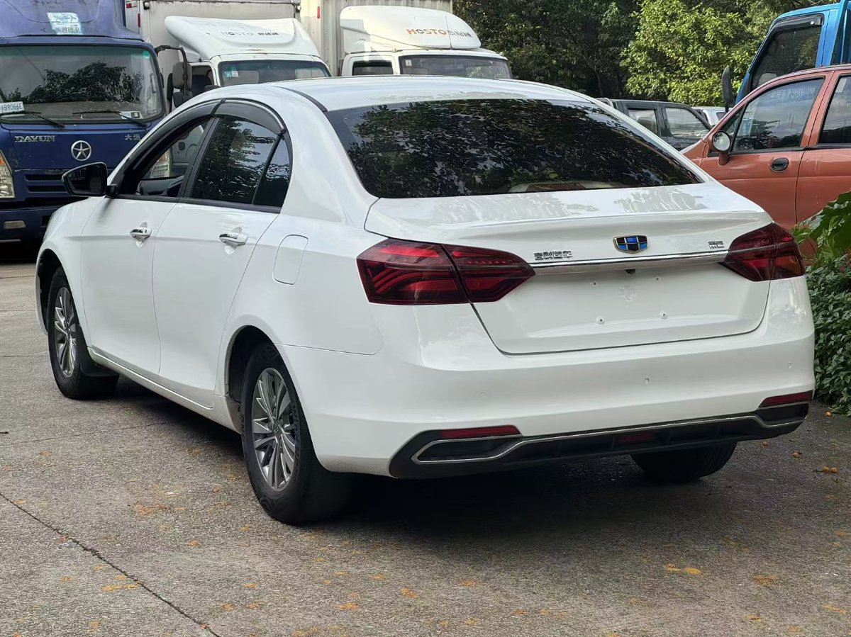 GEELY Emgrand 2019 #4 GEELY Emgrand 2019 car image #4