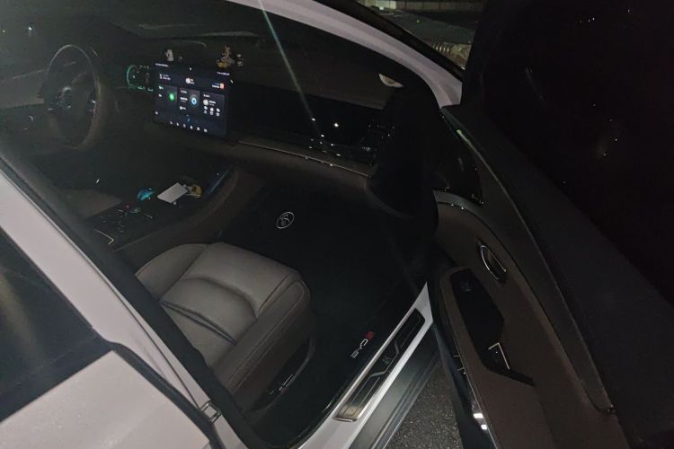 BYD Han 2021 immagine di auto #25