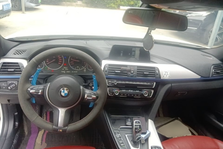 BMW 3 Series 2019 #11 BMW 3 Series 2019 car image #11
