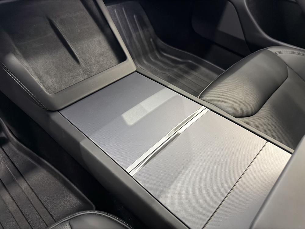 Tesla Model 3 2025 #13 Tesla Model 3 2025 car image #13