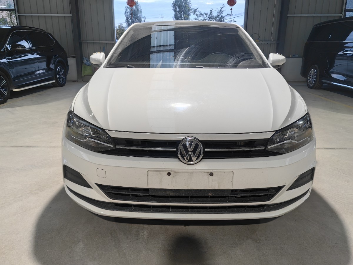Volkswagen Polo 2021 car image 