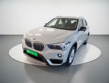 BMW X1 2017 BMW X1 2017 car image