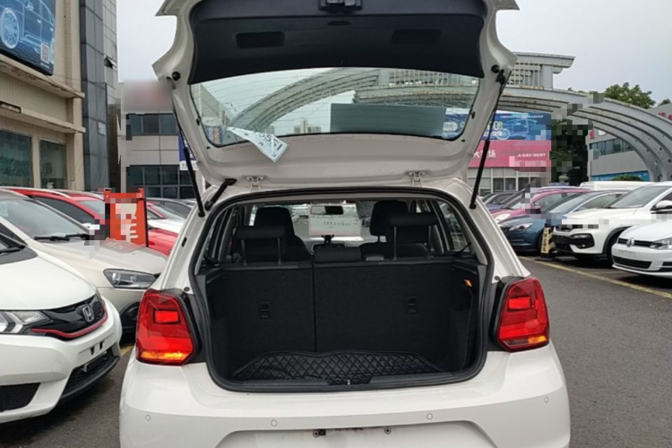 Volkswagen Polo 2016 #19 Volkswagen Polo 2016 car image #19