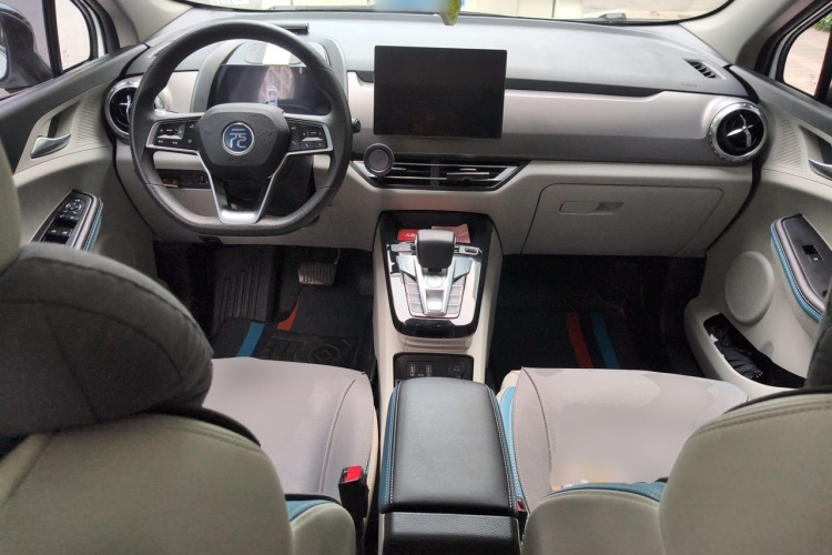 BYD Yuan Pro 2023 #7 BYD Yuan Pro 2023 car image #7