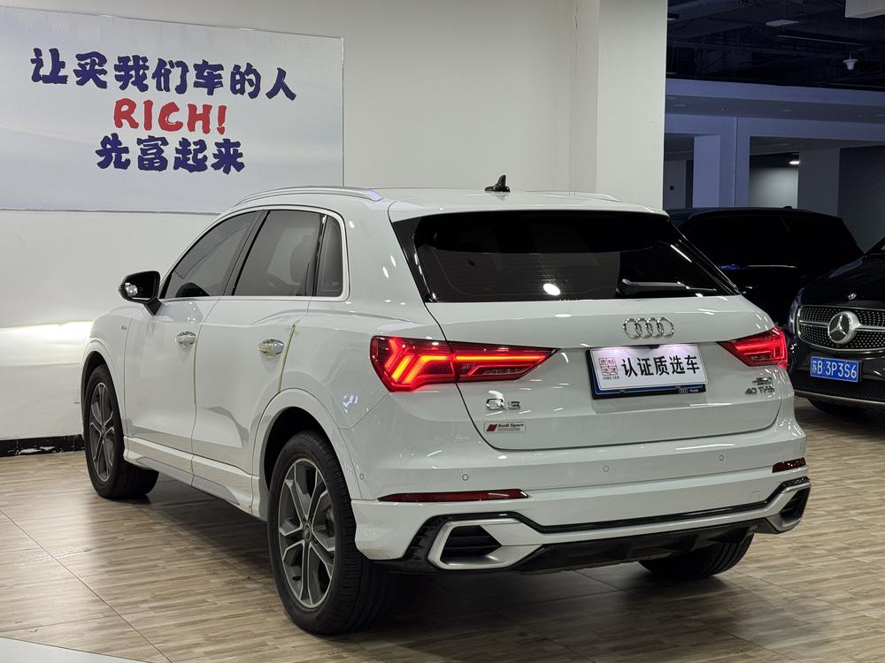 Audi Q3 2023 immagine di auto #4