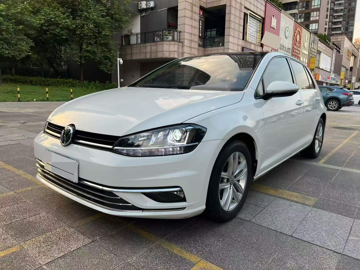 2018 2018 car image
