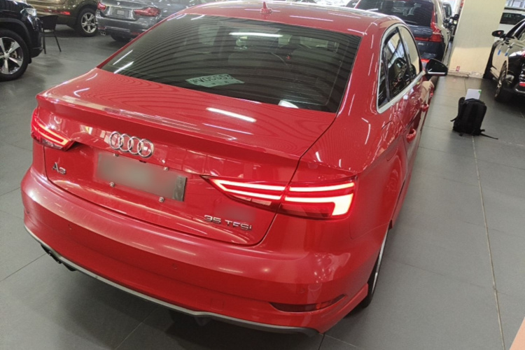 Audi A3 2018 car image #5