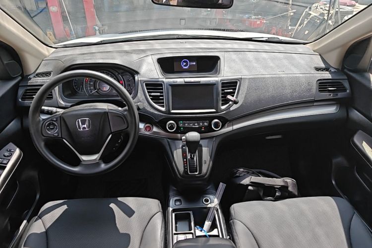 Honda CR-V 2015 #10 Honda CR-V 2015 صورة سيارة #10