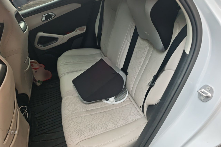 BYD YuanUP 2024 #19 BYD YuanUP 2024 car image #19