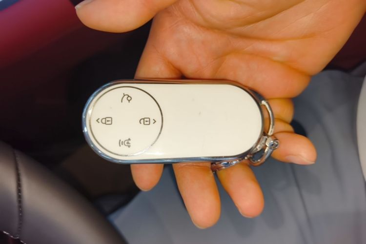 2025 car image #9