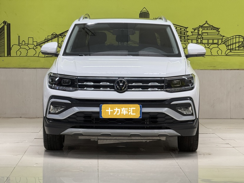 Volkswagen T-Cross 2022 car image #2