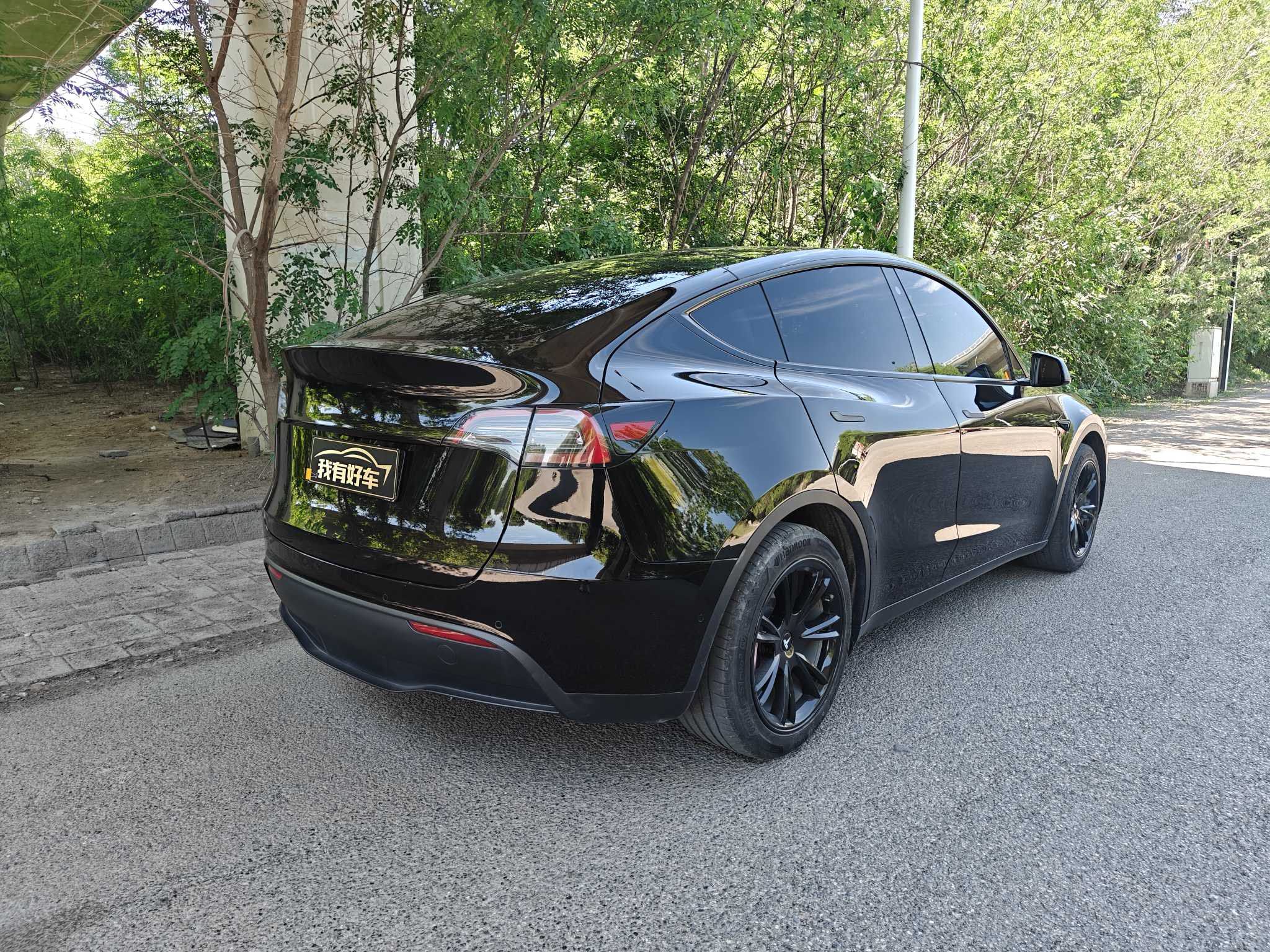 Tesla Model Y 2021 #10 Tesla Model Y 2021 car image #10