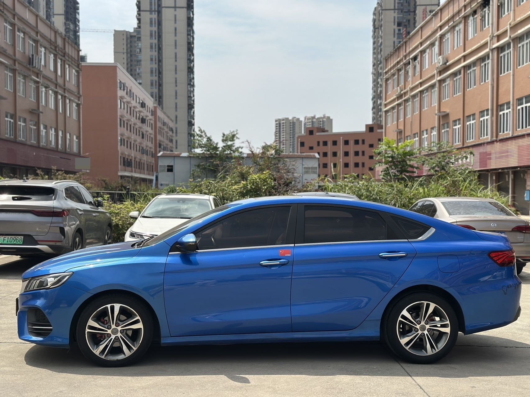 GEELY Binray 2018 изображение автомобиля #5