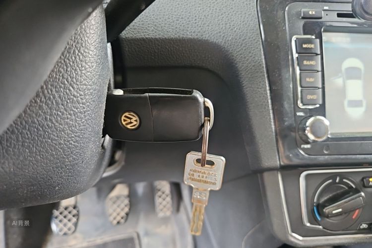 Volkswagen Santana 2018 car image #10