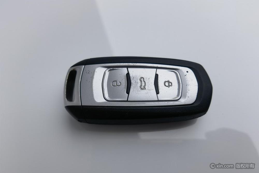 GEELY Emgrand 2015 car image #6