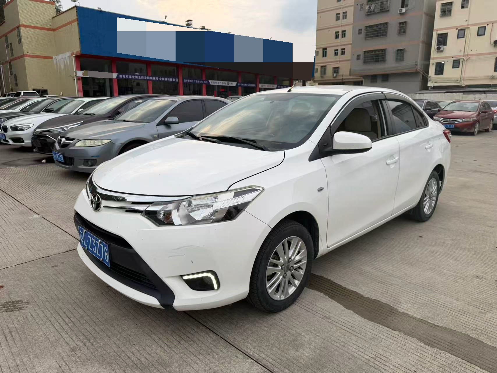 Toyota Vios 2015 Toyota Vios 2015 car image