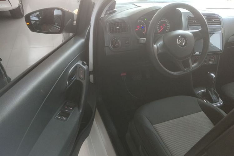 Volkswagen Polo 2018 #16 Volkswagen Polo 2018 car image #16