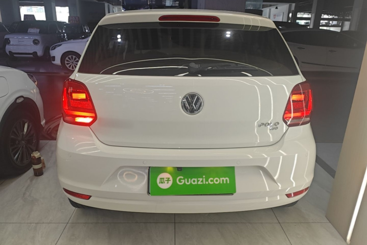 Volkswagen Polo 2018 car image #4