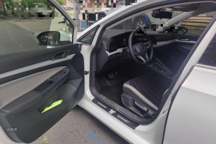 Volkswagen Golf 2021 car image #18