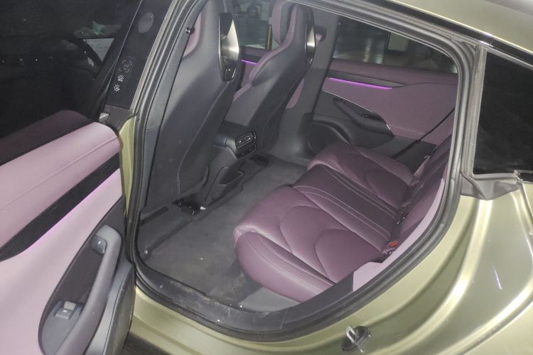 MI SU7 2025 car image #14