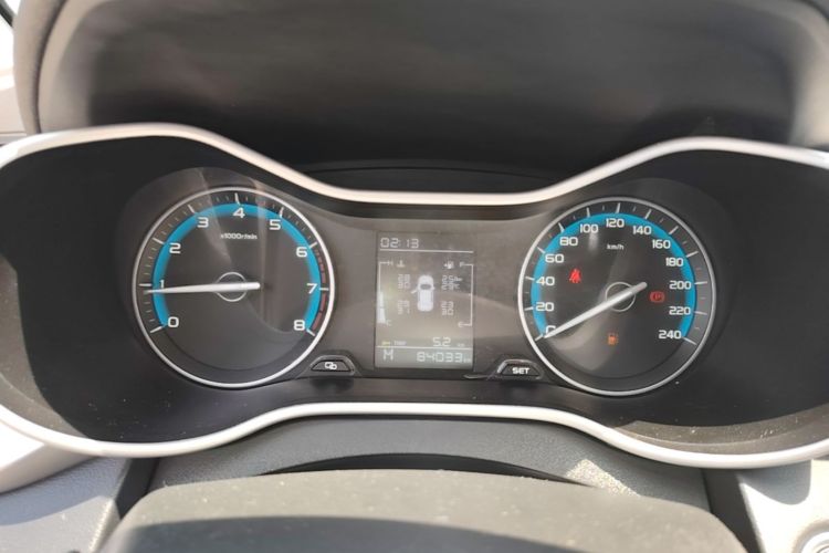 GEELY Emgrand 2020 car image #12