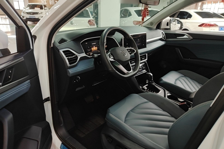 Volkswagen Tharu 2023 car image #15