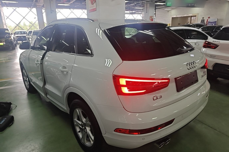 Audi Q3 2017 #7 Audi Q3 2017 car image #7