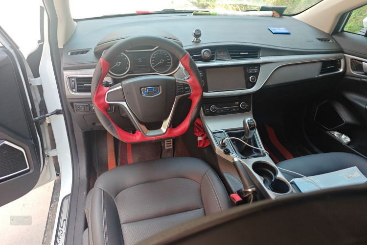 GEELY Emgrand GS 2017 immagine di auto #11
