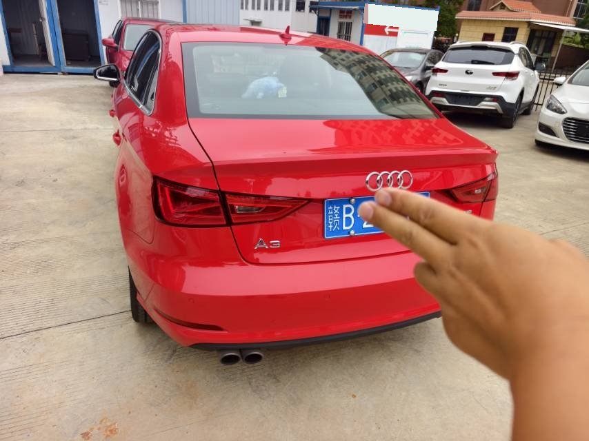 2016 car image #4