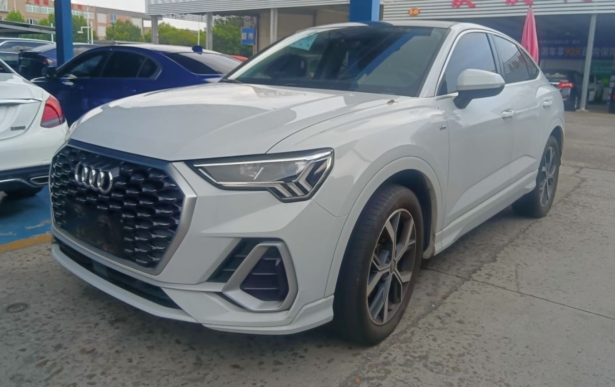 Audi Q3 Sportback 2020 Audi Q3 Sportback 2020 car image