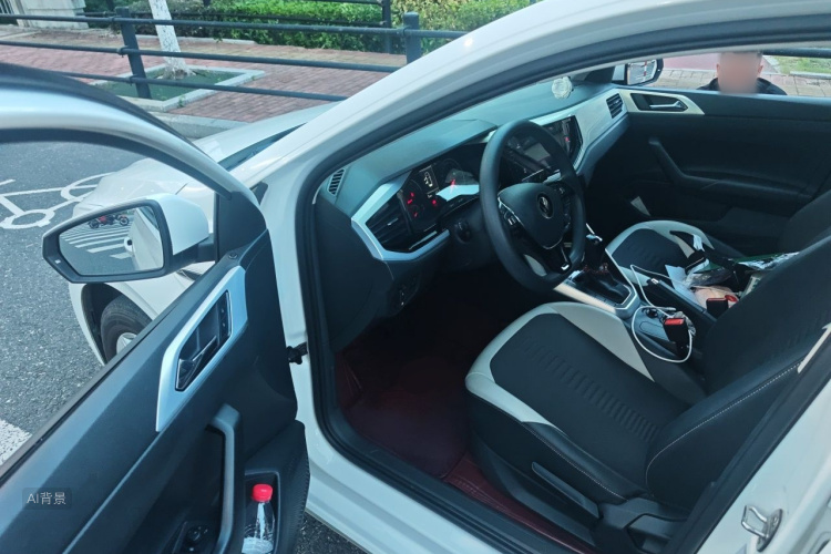 Volkswagen Polo 2022 car image #18